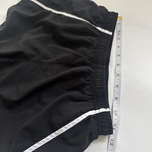 Nike Dri Fit Lined Running Shorts Black & White Girls XL Training Gym Workout - Picture 7 of 8